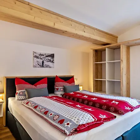 Bergwelt A2 نيديراو